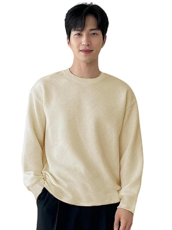 Men Off White Textured Casual Round Neck Half Sleeve T-Shirt